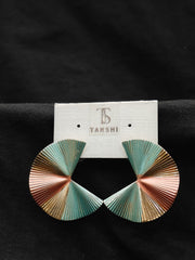 ELEGANT FAN SHAPED EARRINGS (Copy)