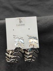 Silver Leaf Hoop Earrings – Nature-Inspired Elegance!