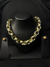 ✨ Bold & Elegant Two-Tone Chunky Chain Necklace ✨
