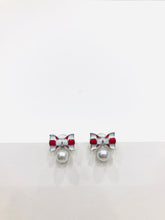 🎀 BOW AND PEARL DELIGHT STUDS
