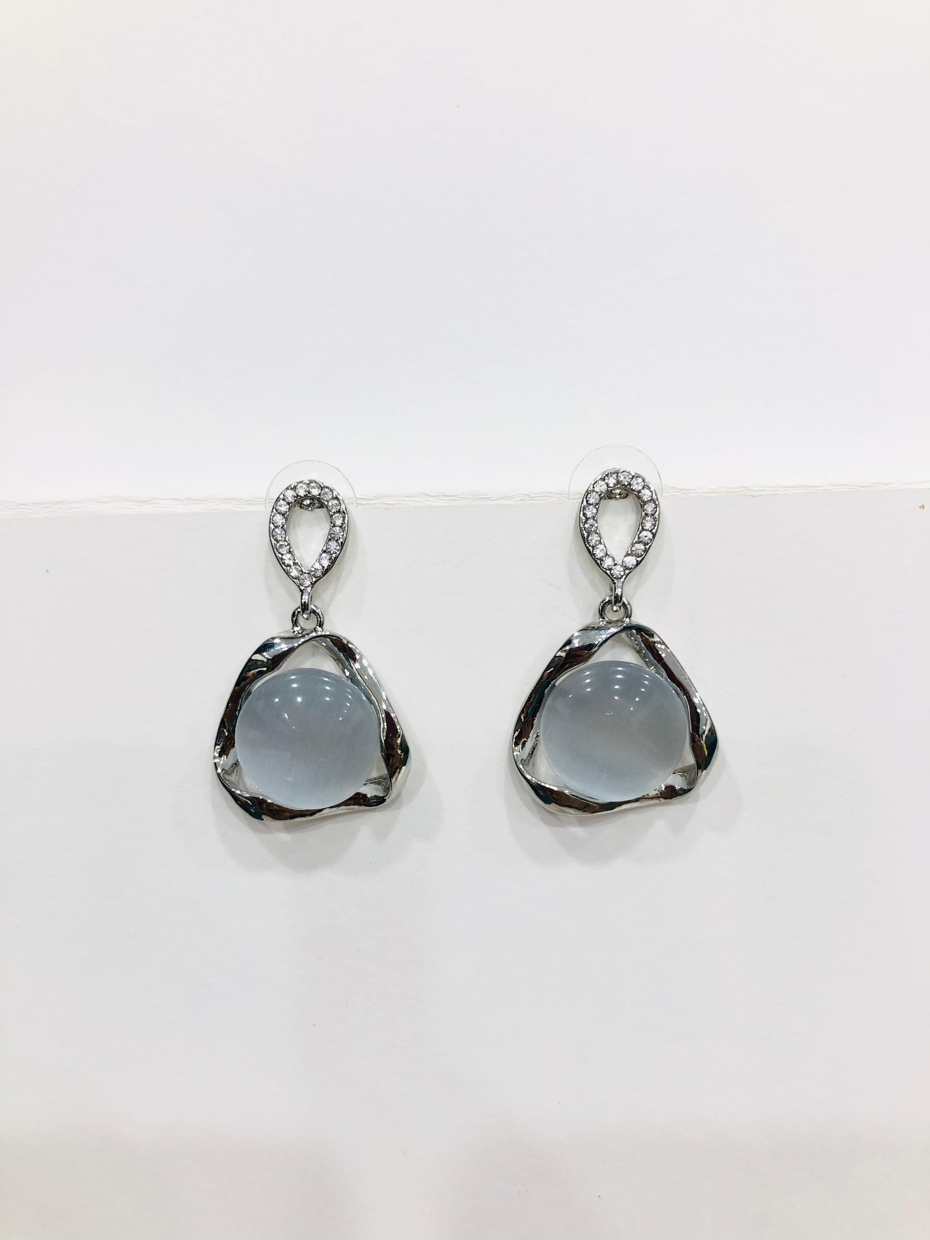 TEAR DROP GEMSTONE EARRINGS