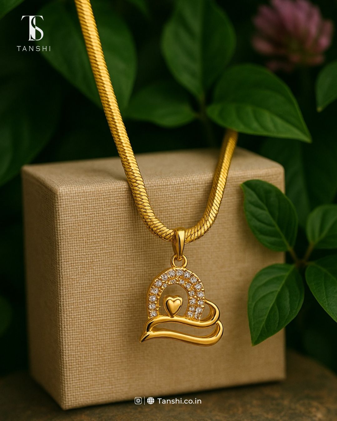 HEART CROWN RADIANCE PENDANT