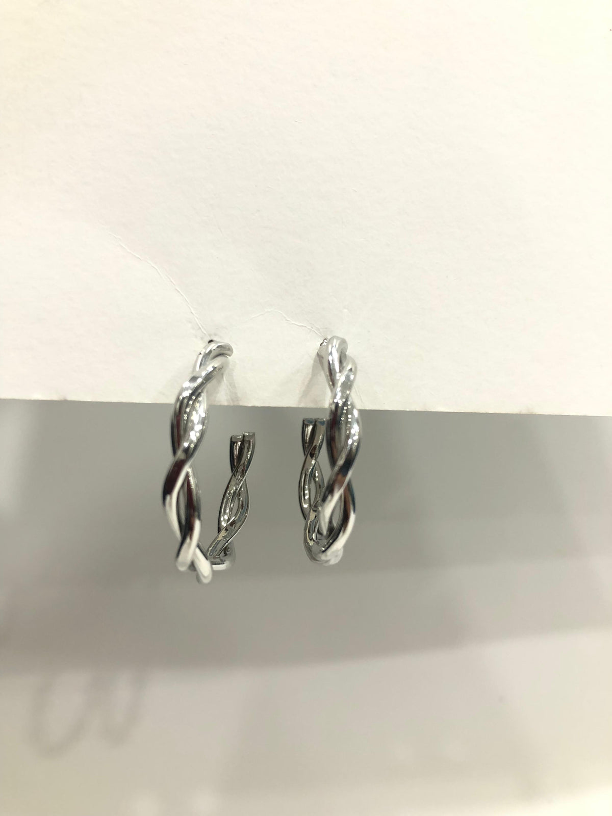 TWISTED SIMPLE MUST HAVE HOOPS