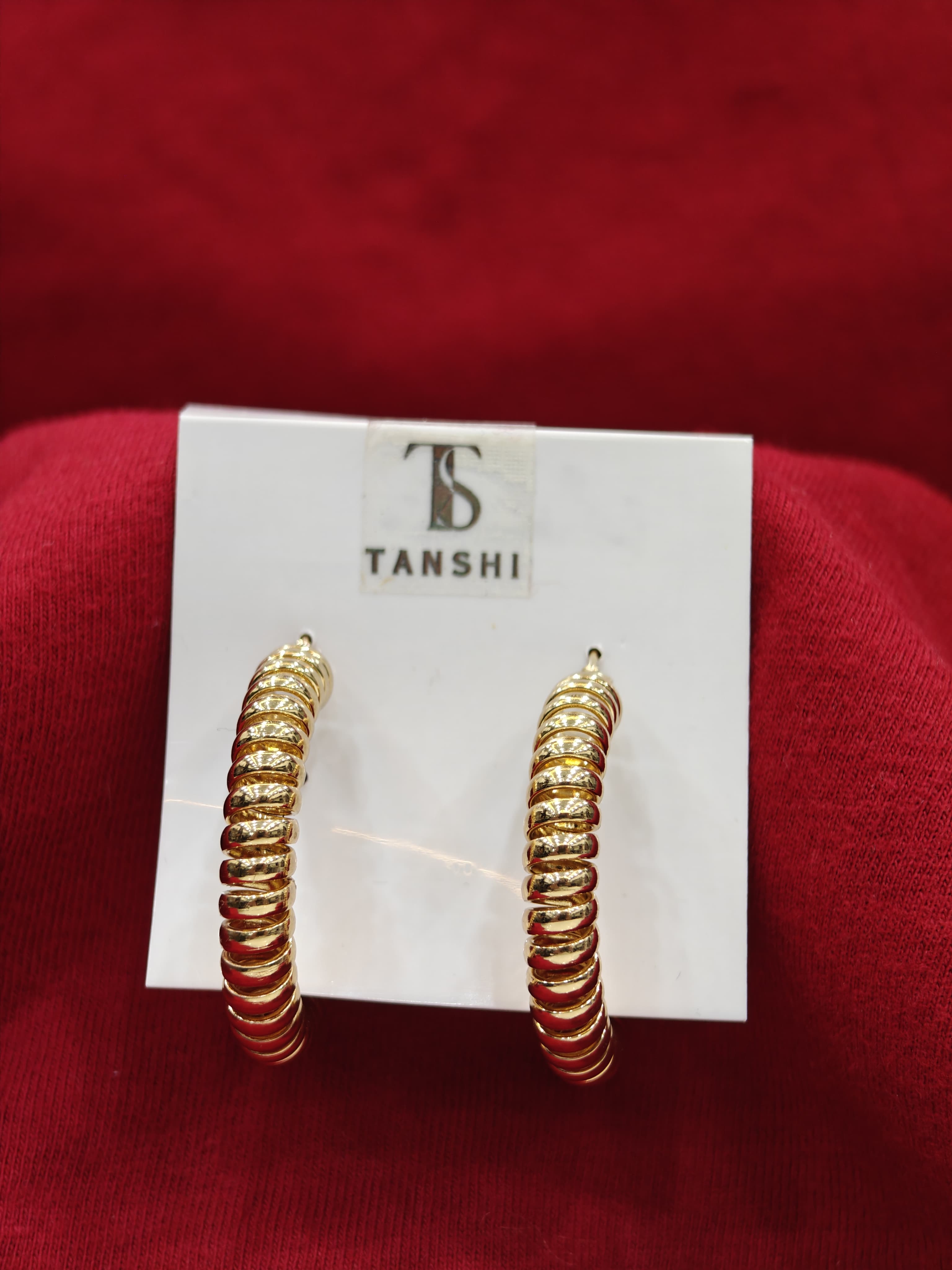 ELEGANT TONED HOOP EARRINGS