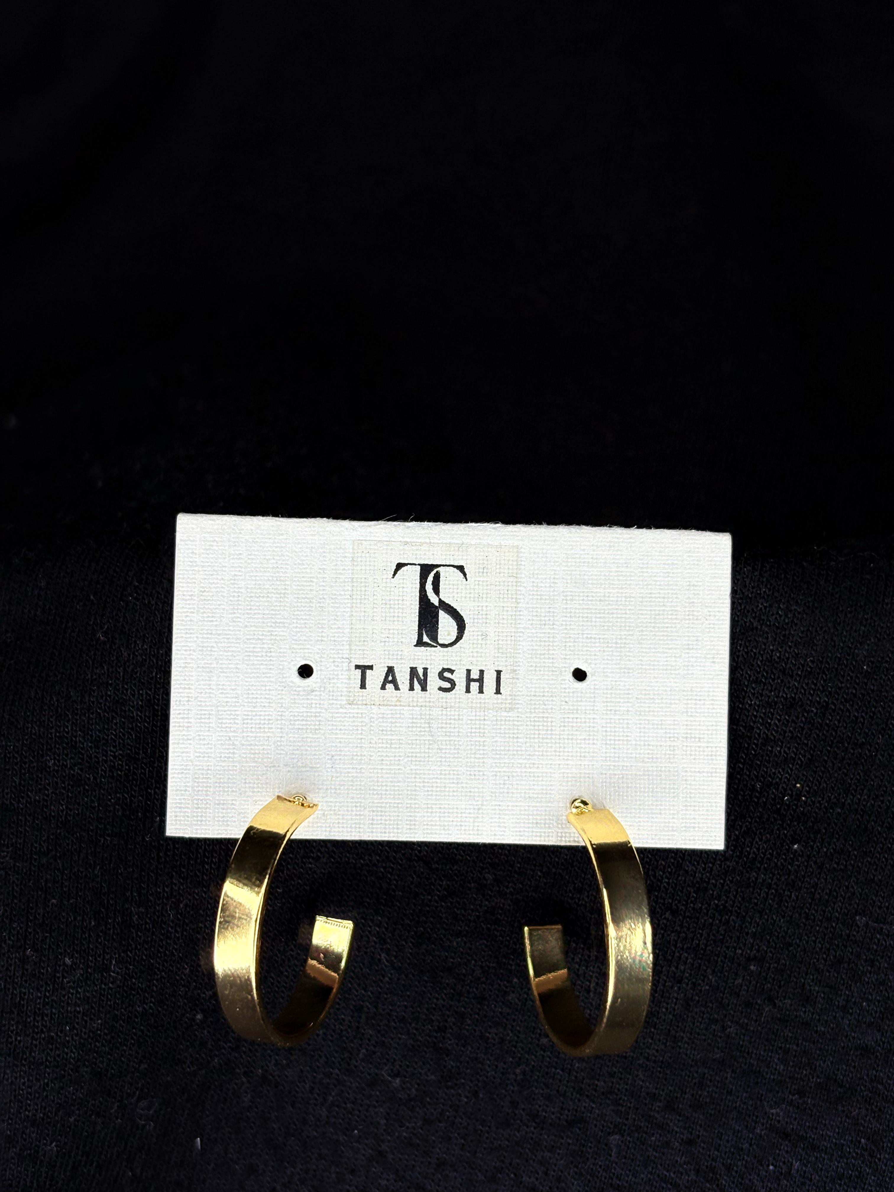Timeless Gold-Tone Hoop Earrings – Minimal & Elegant ✨