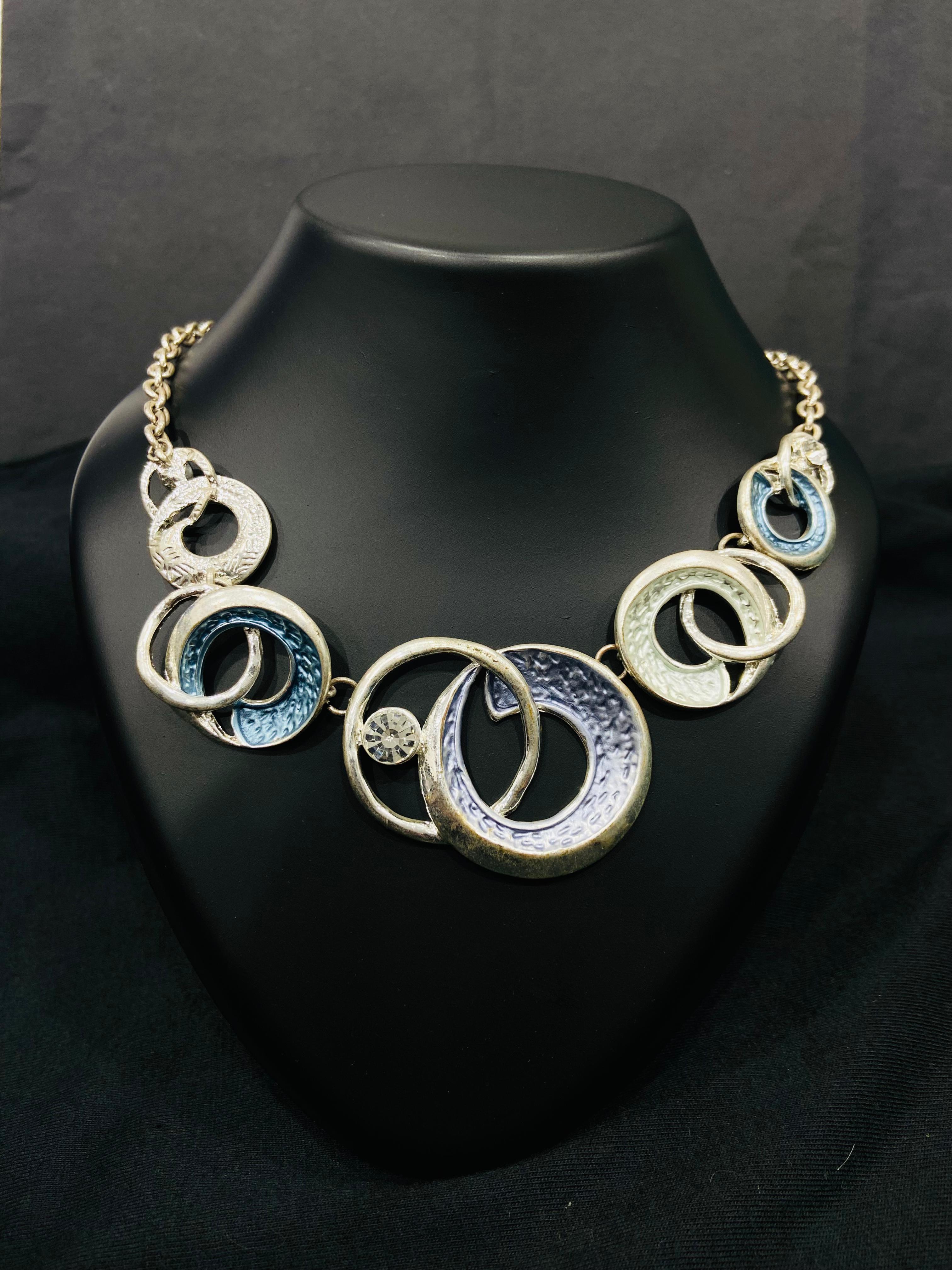 ARTISAN SPIRAL STATEMENT NECKLACE