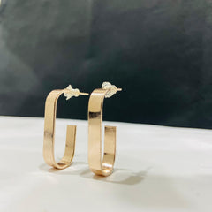 SCULPTED GEO-HOOP EARRINGS