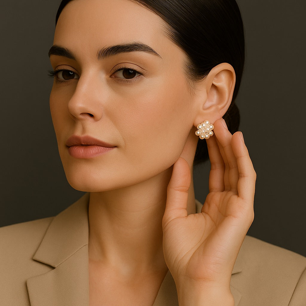 PEARL BOOM STUDD EARRINGS