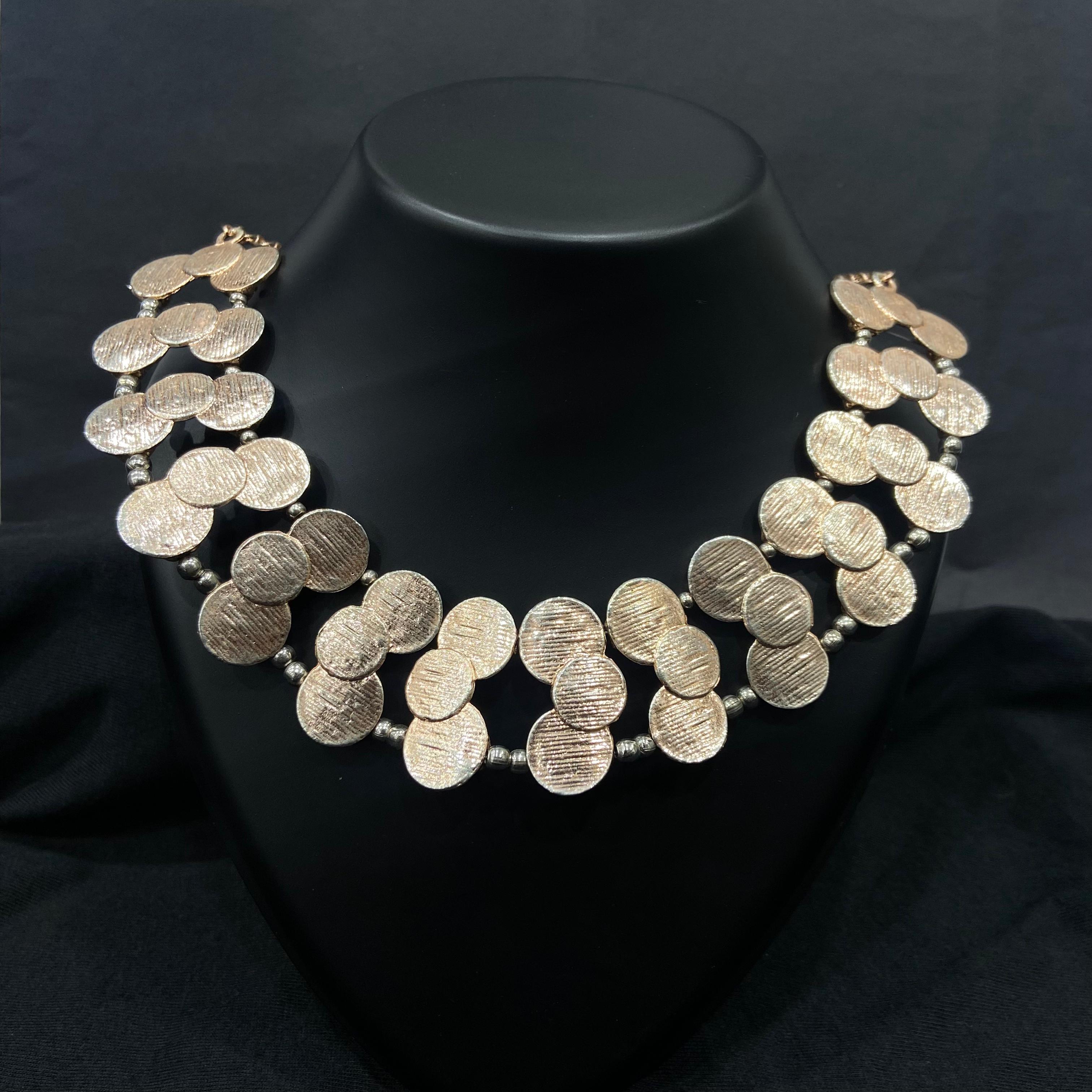 BOLD, ELEGANT AND UNFORGETTABLE DOUBLE LAYERED (Copy)
