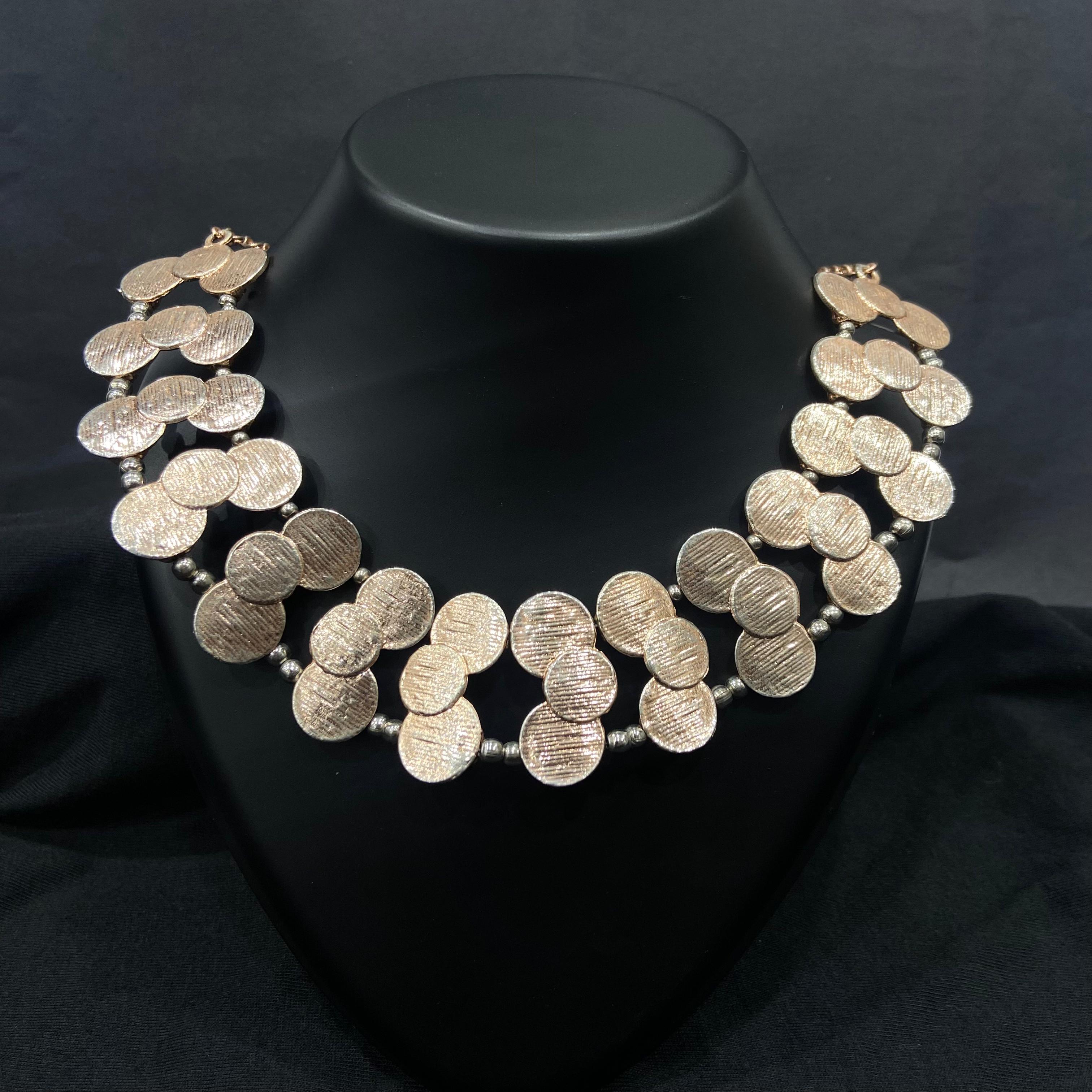 BOLD, ELEGANT AND UNFORGETTABLE DOUBLE LAYERED (Copy)