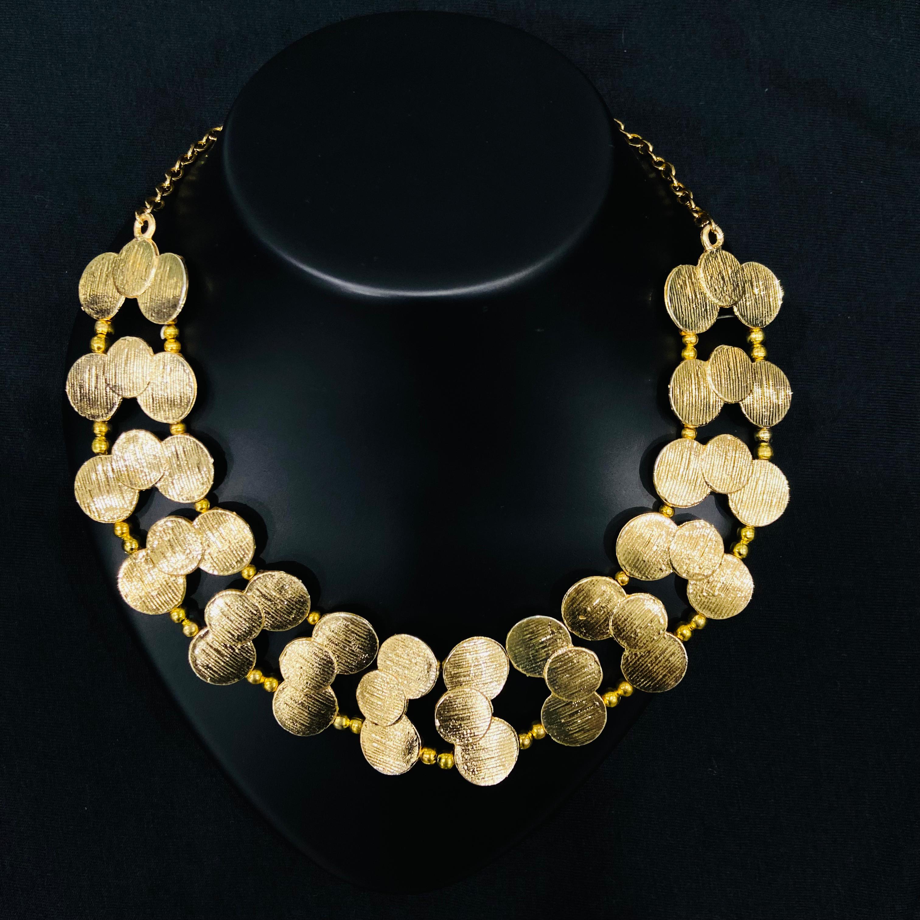 BOLD, ELEGANT AND UNFORGETTABLE DOUBLE LAYERED (Copy)